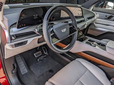 2026 Cadillac VISTIQ Sport