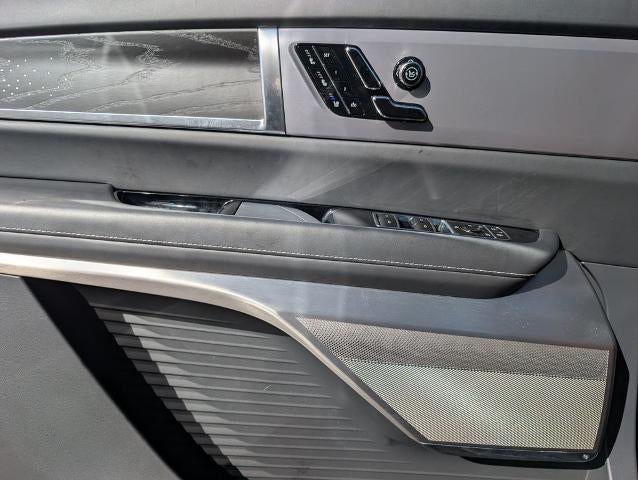 2026 Cadillac VISTIQ Platinum