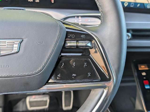 2026 Cadillac VISTIQ Platinum