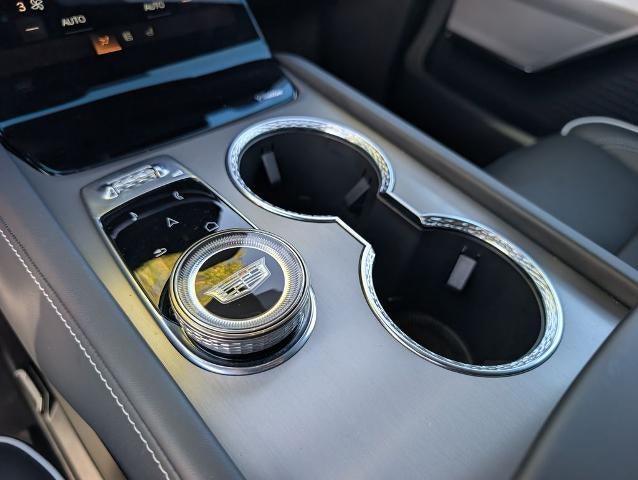 2026 Cadillac VISTIQ Platinum