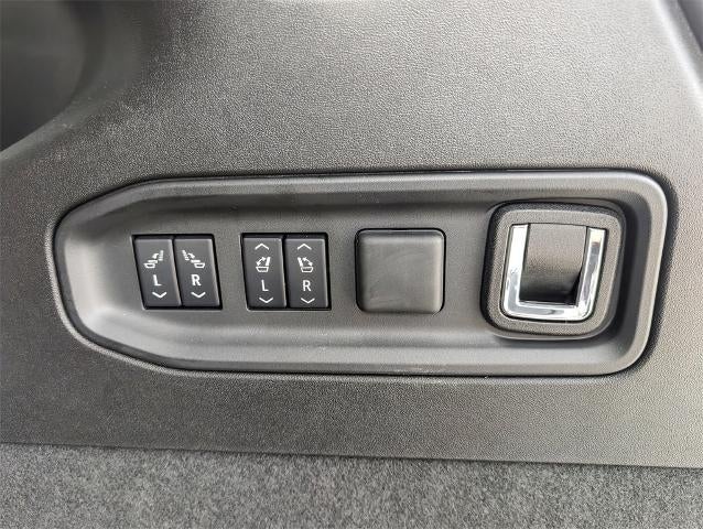 2026 Cadillac VISTIQ Platinum