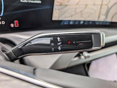 2026 Cadillac VISTIQ Platinum