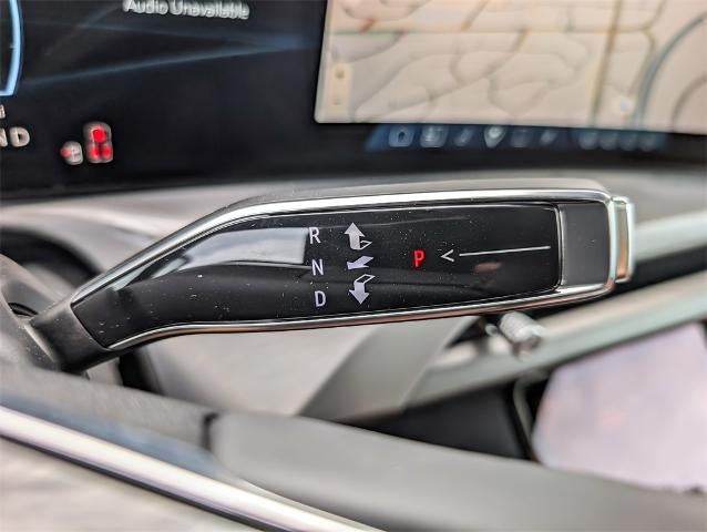 2026 Cadillac VISTIQ Platinum