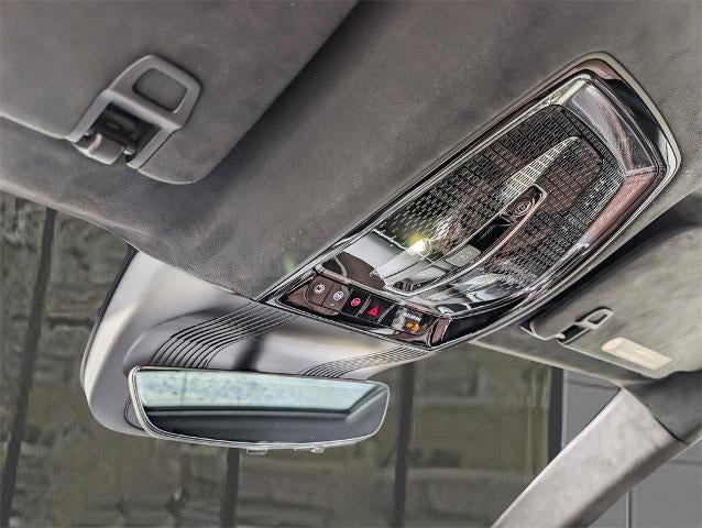 2026 Cadillac VISTIQ Platinum