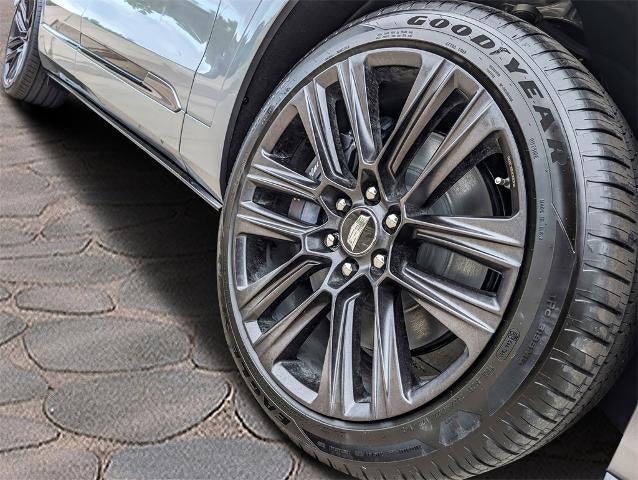 2026 Cadillac VISTIQ Platinum