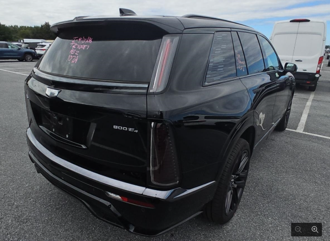 2026 Cadillac VISTIQ Platinum
