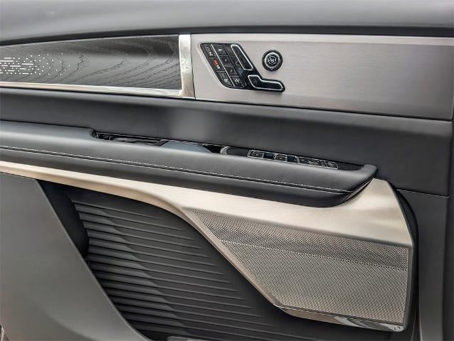 2026 Cadillac VISTIQ Platinum