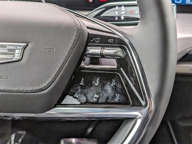 2026 Cadillac VISTIQ Platinum