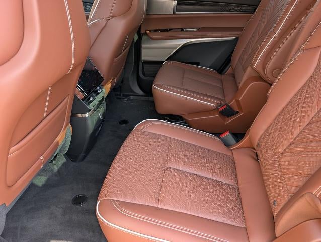 2026 Cadillac VISTIQ Platinum
