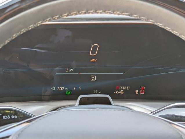 2026 Cadillac VISTIQ Platinum