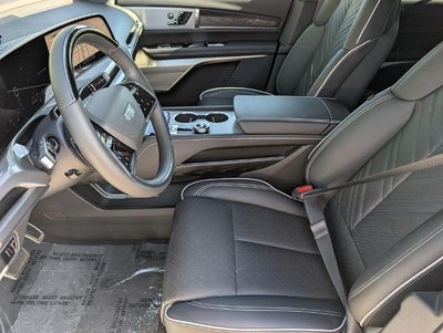 2027 Cadillac VISTIQ Platinum