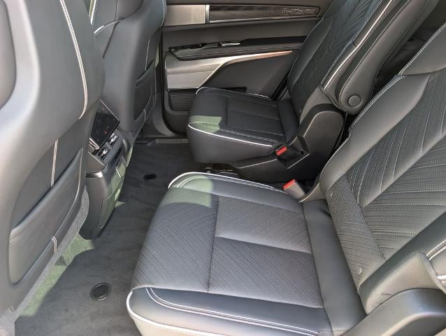 2027 Cadillac VISTIQ Platinum