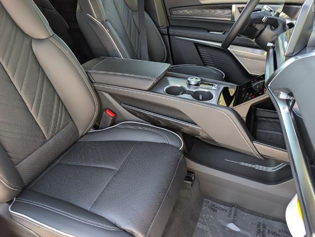 2027 Cadillac VISTIQ Platinum