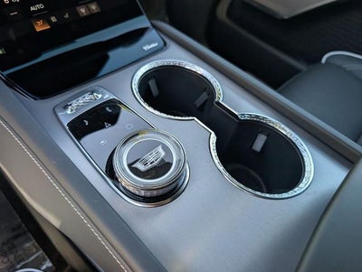 2027 Cadillac VISTIQ Platinum