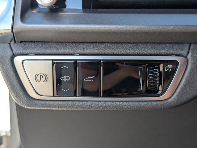 2027 Cadillac VISTIQ Platinum