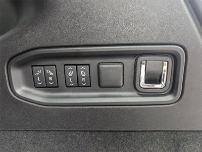 2026 Cadillac VISTIQ Platinum