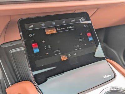 2026 Cadillac VISTIQ Platinum