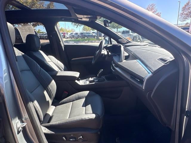 2024 Cadillac XT4 AWD Premium Luxury