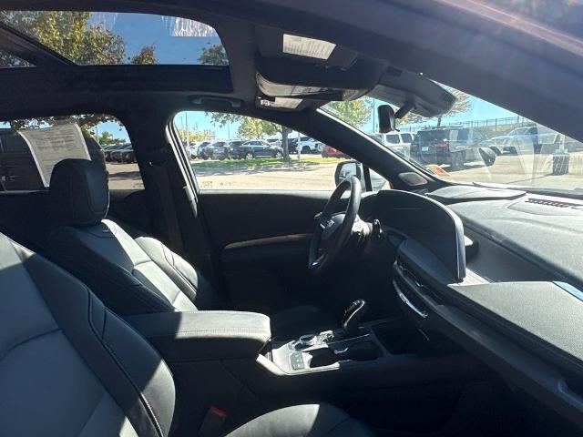2024 Cadillac XT4 AWD Premium Luxury