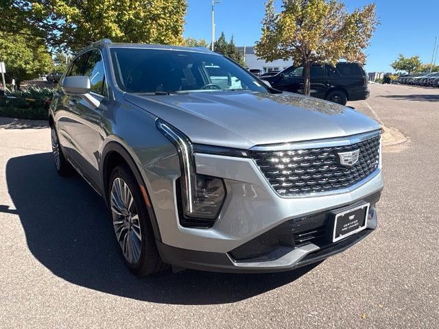 2024 Cadillac XT4 AWD Premium Luxury