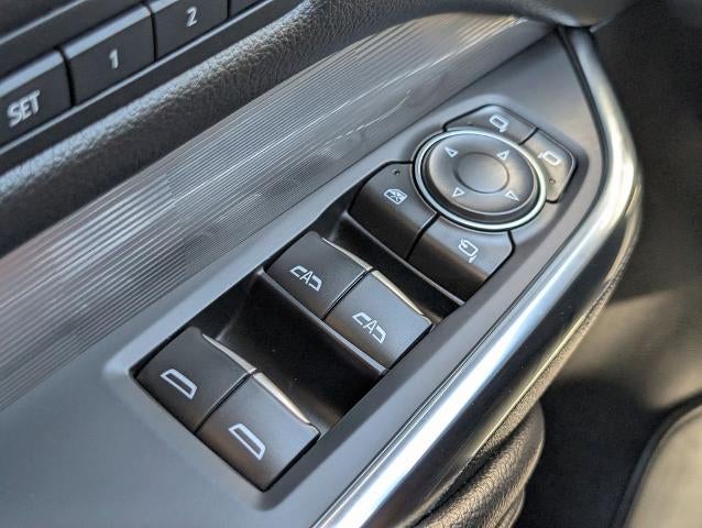 2025 Cadillac XT4 AWD 4dr Premium Luxury