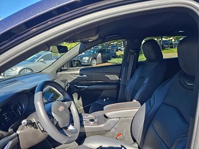 2023 Cadillac XT4 AWD 4dr Sport