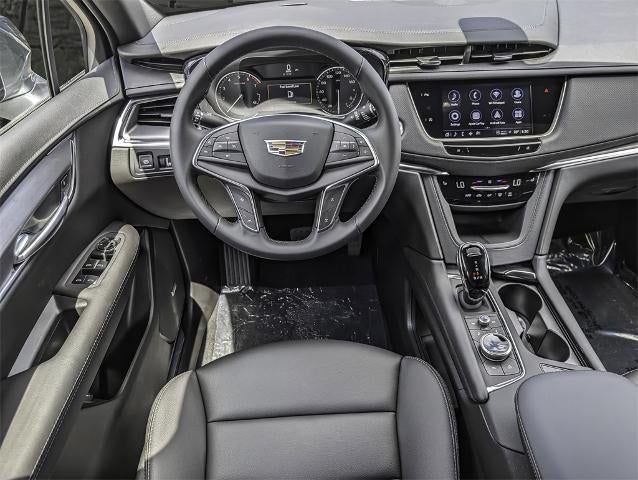 2025 Cadillac XT5 FWD Luxury