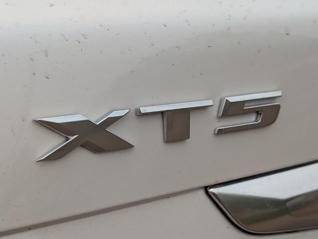 2026 Cadillac XT5 FWD Luxury