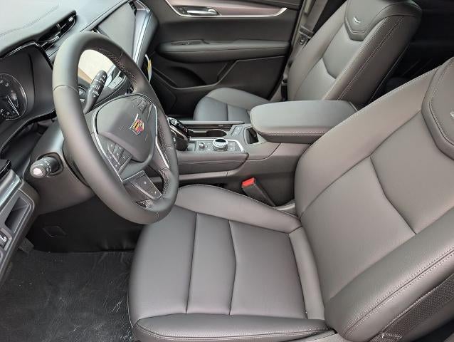 2026 Cadillac XT5 FWD Luxury