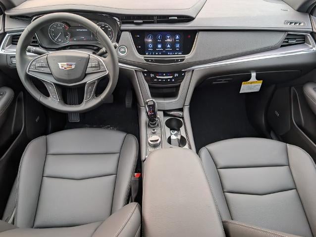 2026 Cadillac XT5 FWD Luxury