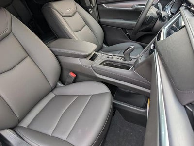 2026 Cadillac XT5 FWD Luxury