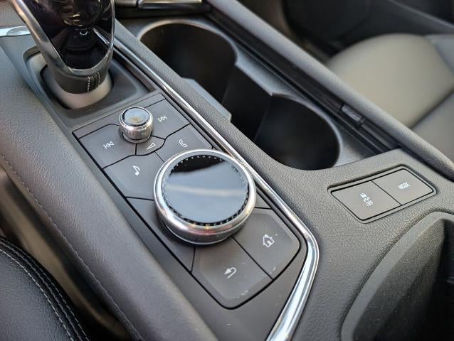 2026 Cadillac XT5 AWD Luxury