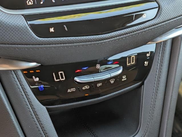 2026 Cadillac XT5 FWD Premium Luxury