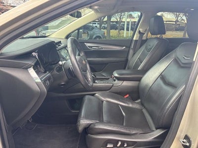 2017 Cadillac XT5 AWD 4dr Premium Luxury