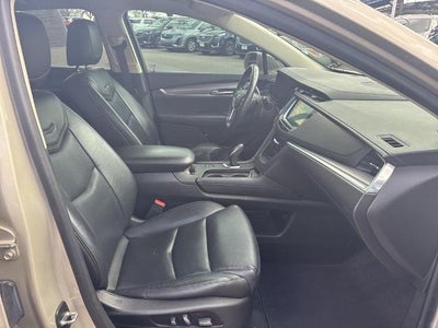 2017 Cadillac XT5 AWD 4dr Premium Luxury