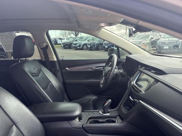 2017 Cadillac XT5 AWD 4dr Premium Luxury