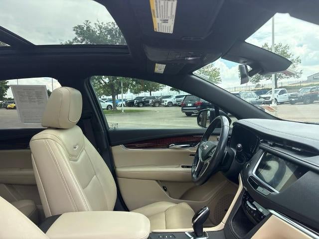 2019 Cadillac XT5 AWD 4dr Premium Luxury