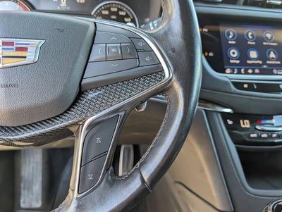 2022 Cadillac XT5 AWD Sport