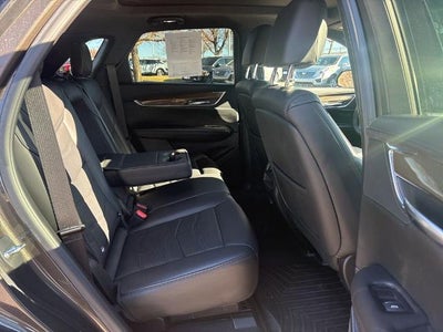 2019 Cadillac XT5 AWD 4dr Platinum