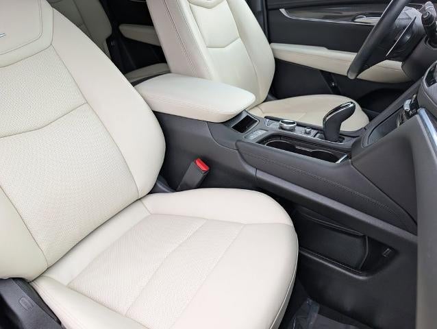 2025 Cadillac XT5 AWD Sport