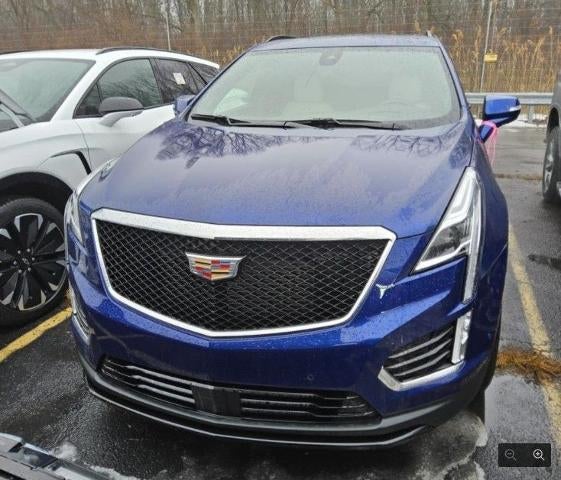 2025 Cadillac XT5 AWD Sport