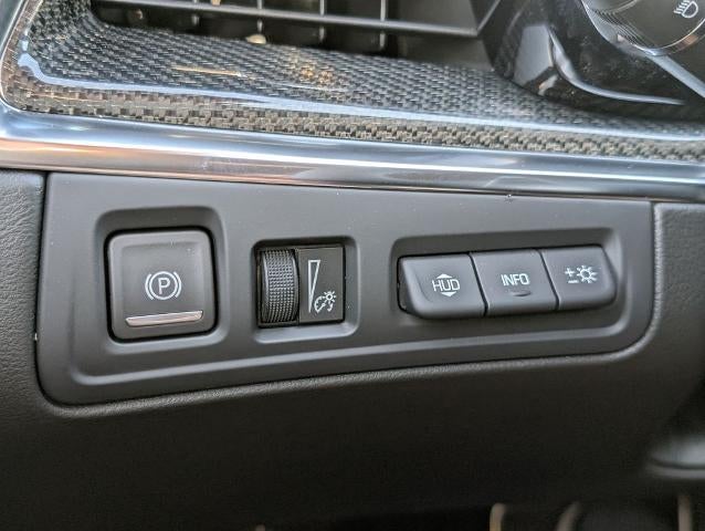 2026 Cadillac XT5 AWD Sport