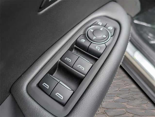 2025 Cadillac XT6 FWD Luxury