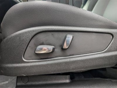 2025 Cadillac XT6 FWD Luxury