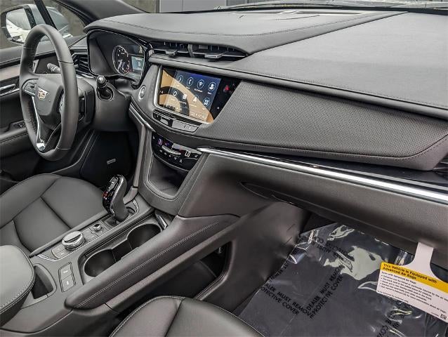 2025 Cadillac XT6 FWD Luxury