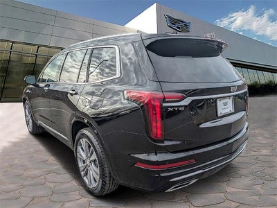 2025 Cadillac XT6 FWD Premium Luxury