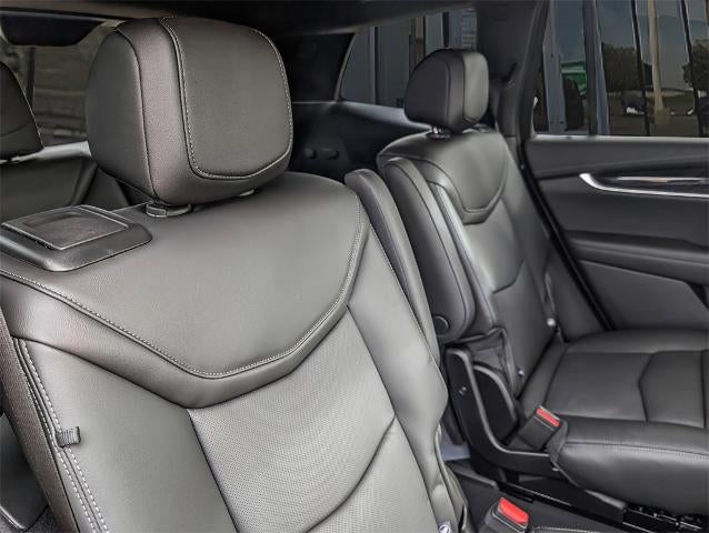 2025 Cadillac XT6 FWD Premium Luxury