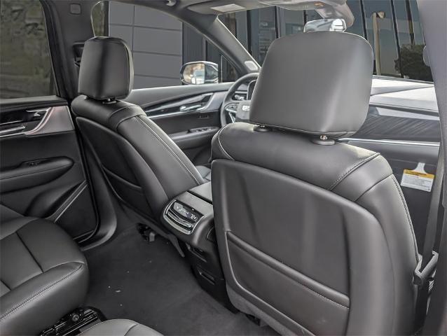 2025 Cadillac XT6 FWD Premium Luxury