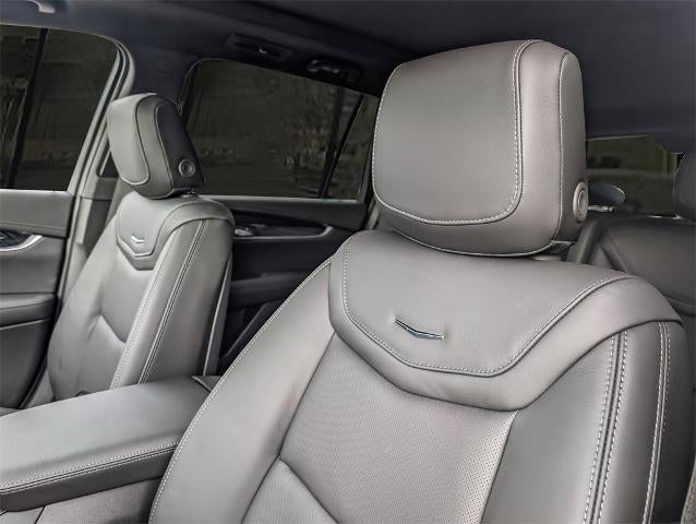 2025 Cadillac XT6 FWD Premium Luxury