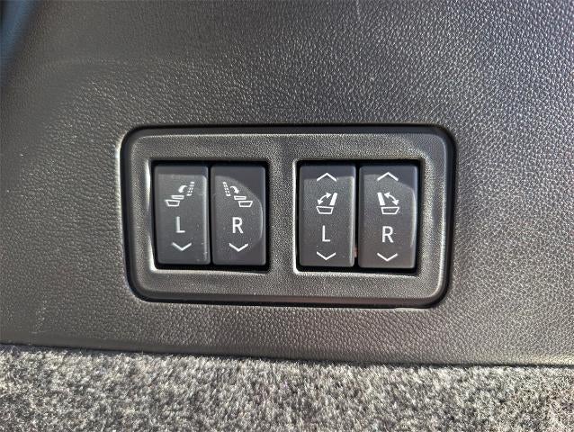 2025 Cadillac XT6 AWD Sport